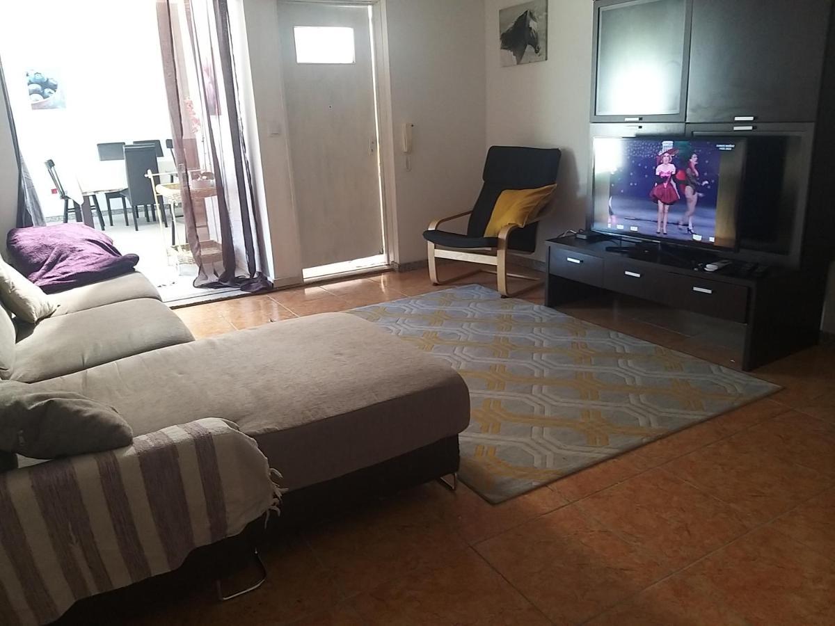 Impeccable 2-Bed House In Viana Do Castelo Villa Екстериор снимка